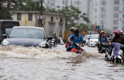 Bạn có biết: Không thuỷ kích nhưng xử lý xe bị ngập nước hoá đơn cao không kém?